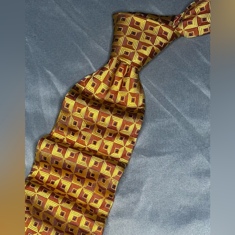 Men’s Barneys New York Vintage Vtg 90s Orange Gold Geometric Silk Designer Tie